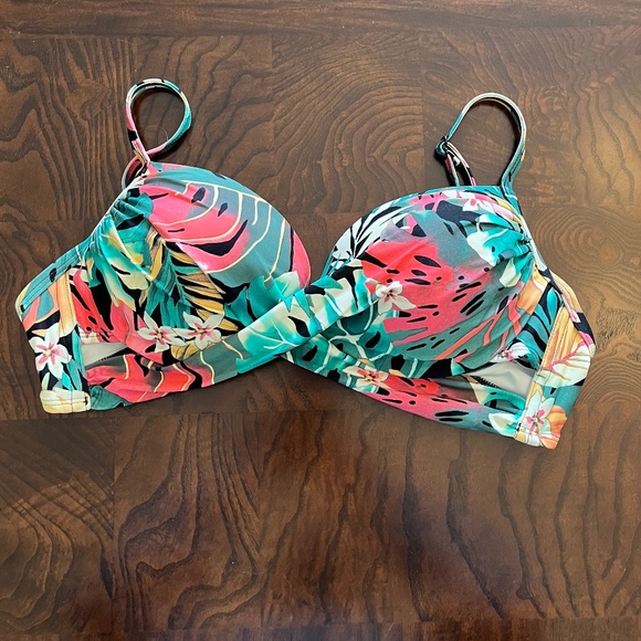 Coco Reef Tropical Print Bikini Top - Picture 3 of 10
